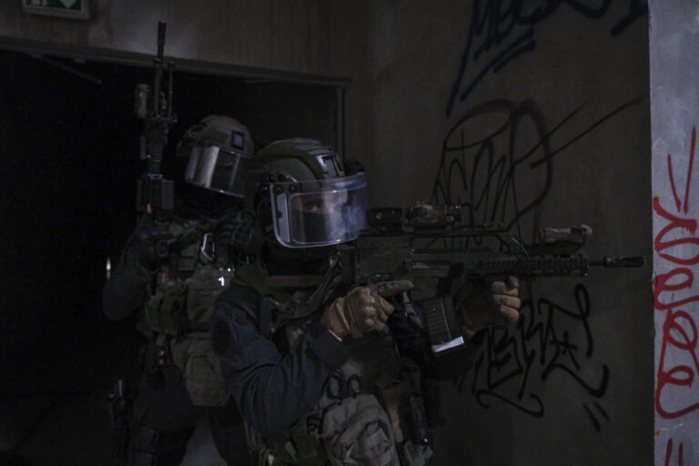 France, Toulouse, 2023-02-01. Operators from the GIGN antenna in Toulouse train to investigate an abandoned store using 