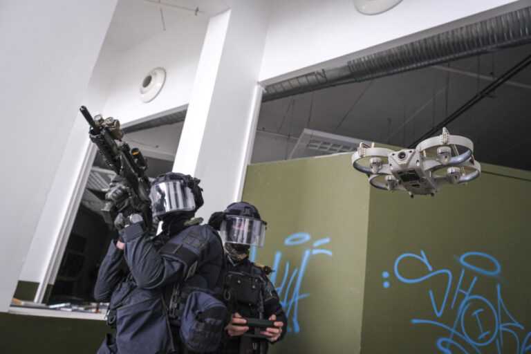 France, Toulouse, 2023-02-01. Operators from the GIGN antenna in Toulouse train to investigate an abandoned store using 