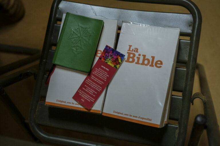French soldiers deployed in an out-of-town operation in Mali have the opportunity to practice their religion thanks to G