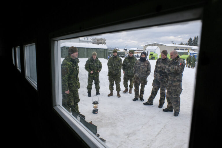 Canada - Quebec - 2017-01-11. During three weeks, french and canadian army trained together during a special exercice ca