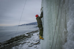 Canada - Quebec - 2017-01-19. During three weeks, french and canadian army trained together during a special exercice ca