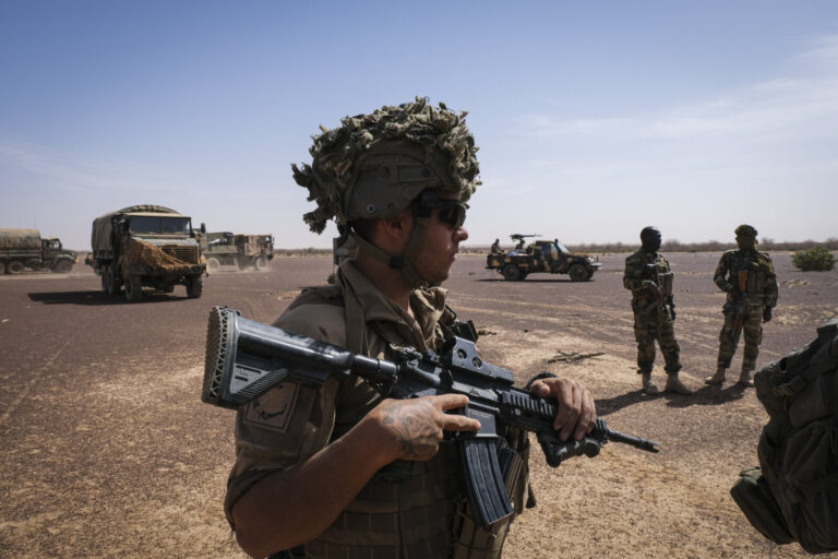 Burkina Faso, april 2021. French army soldiers patrol into Sahel desert during barkhane operation.Burkina Faso, avril 2