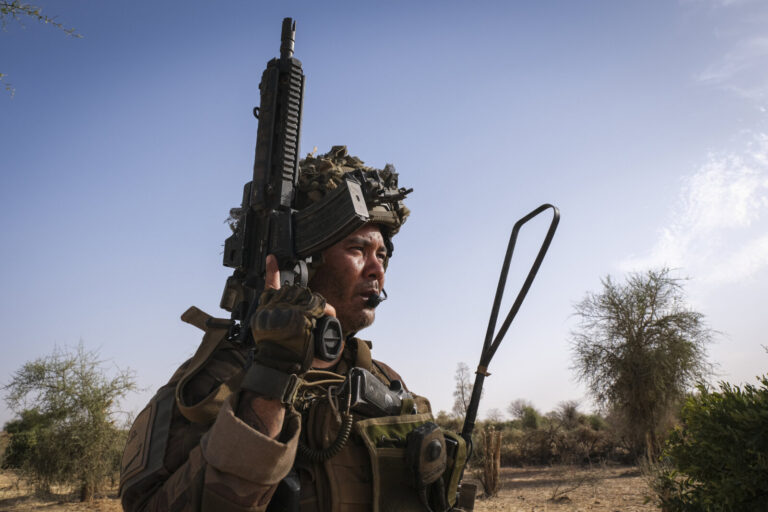 Burkina Faso, april 2021. French army soldiers patrol into Sahel desert during barkhane operation.Burkina Faso, avril 2