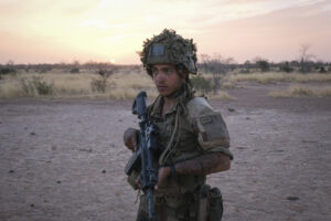 Burkina Faso, april 2021. French army soldiers patrol into Sahel desert during barkhane operation.
Burkina Faso, avril 2