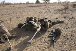 Burkina Faso, april 2021. French army soldiers snipers into Sahel desert during barkhane operation.
Burkina Faso, avril