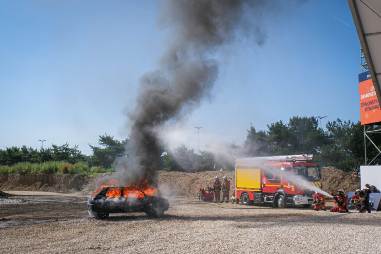 France, Paris, 2022-06-12. Demonstration of firemen from BSPP during Eurosatory international land and airland defence a