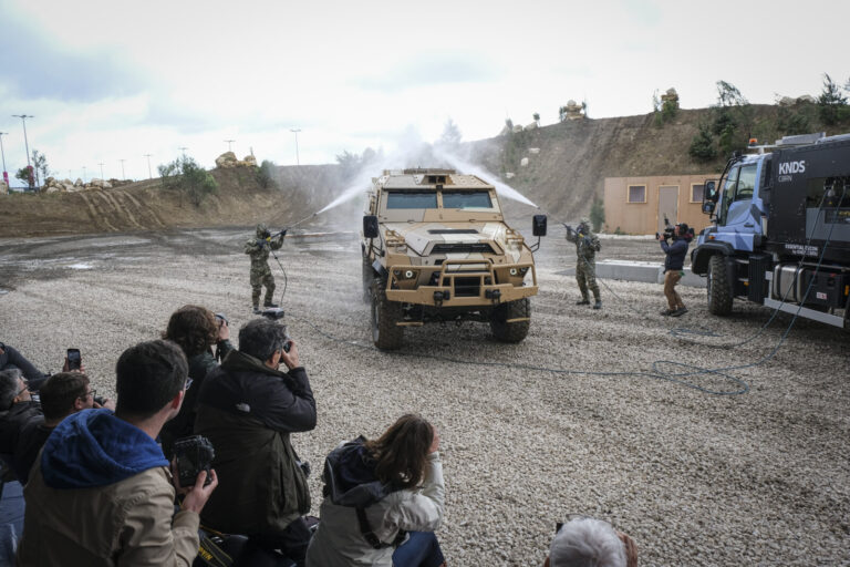 France, Paris, 2024-06-16. Dynamic exhibition of special forces from army and police during Eurosatory, the world event 