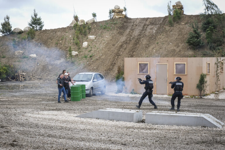 France, Paris, 2024-06-16. Dynamic exhibition of special forces from army and police during Eurosatory, the world event 