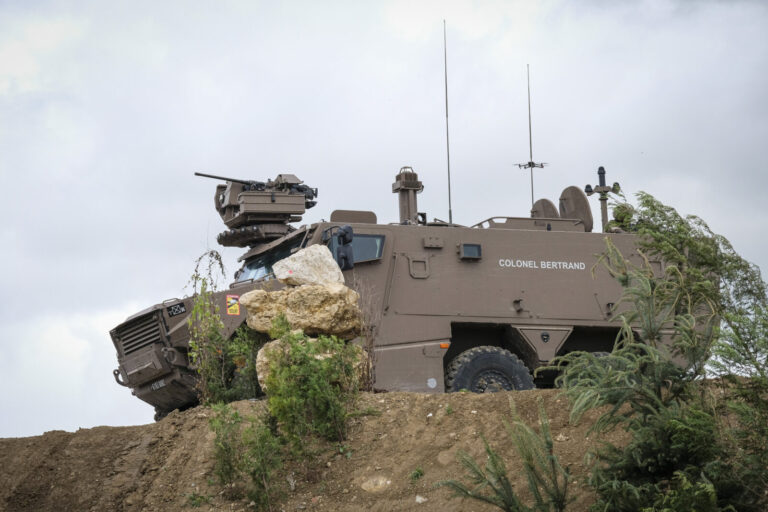 France, Paris, 2024-06-16. Dynamic exhibition of special forces from army and police during Eurosatory, the world event 
