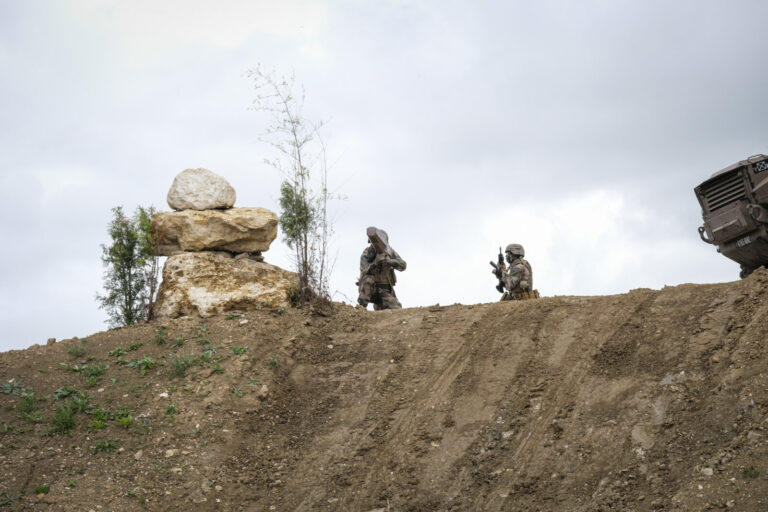 France, Paris, 2024-06-16. Dynamic exhibition of special forces from army and police during Eurosatory, the world event 
