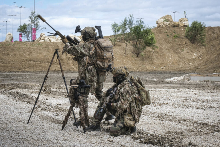 France, Paris, 2024-06-16. Dynamic exhibition of special forces from army and police during Eurosatory, the world event 
