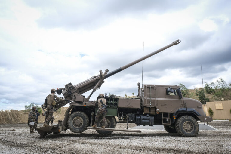 France, Paris, 2024-06-16. Dynamic exhibition of special forces from army and police during Eurosatory, the world event 