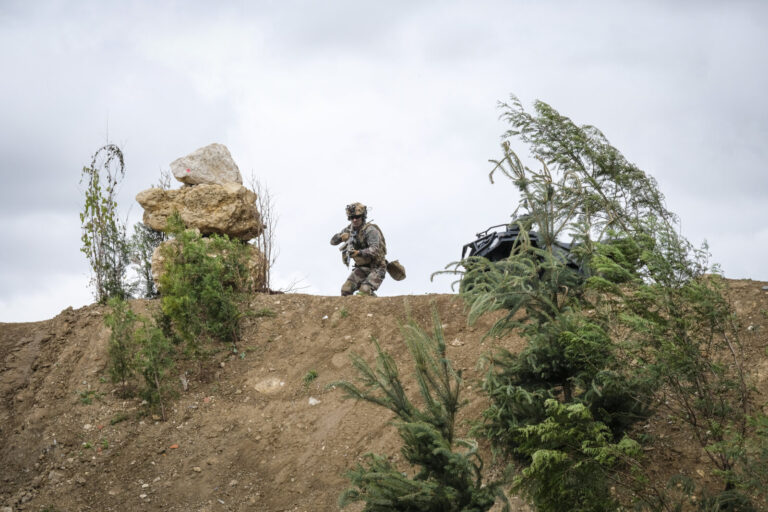 France, Paris, 2024-06-16. Dynamic exhibition of special forces from army and police during Eurosatory, the world event 