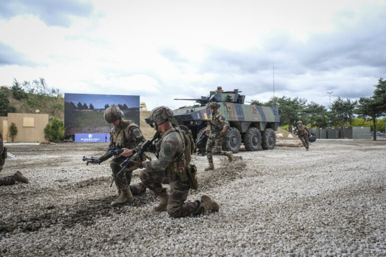 France, Paris, 2024-06-16. Dynamic exhibition of special forces from army and police during Eurosatory, the world event 