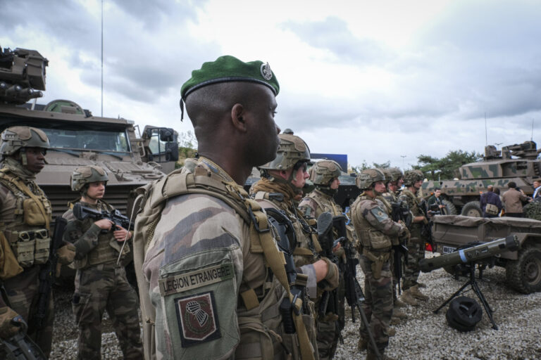 France, Paris, 2024-06-16. Dynamic exhibition of special forces from army and police during Eurosatory, the world event 