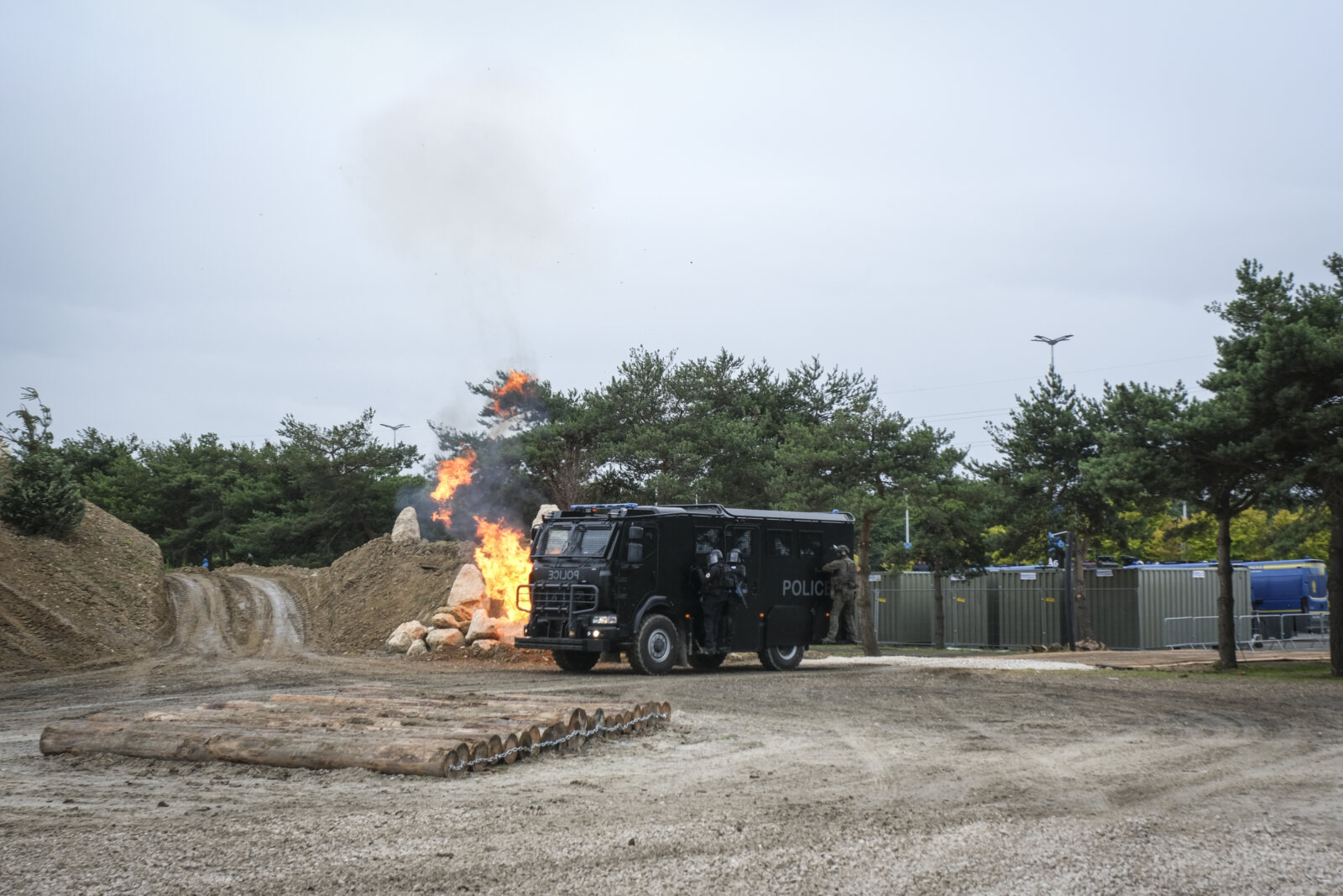France, Paris, 2024-06-16. Dynamic exhibition of special forces from army and police during Eurosatory, the world event 