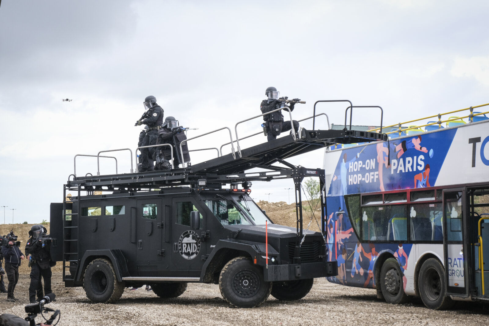 France, Paris, 2024-06-16. Dynamic exhibition of special forces from army and police during Eurosatory, the world event 