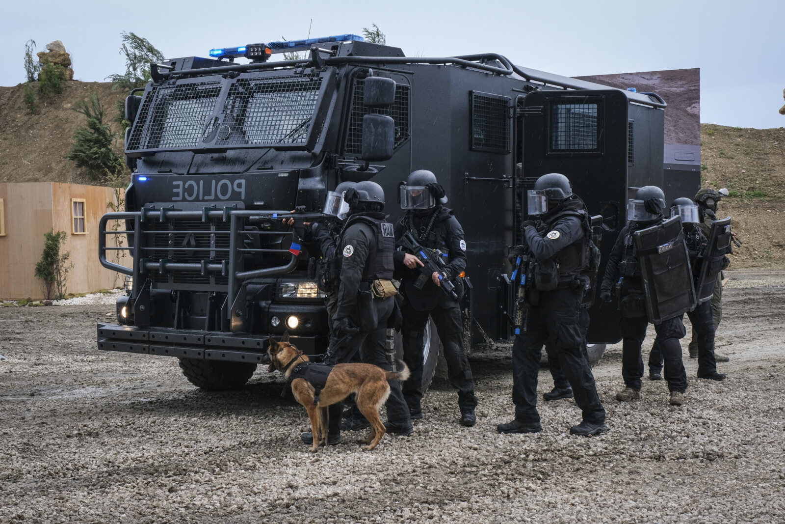 France, Paris, 2024-06-16. Dynamic exhibition of special forces from army and police during Eurosatory, the world event 