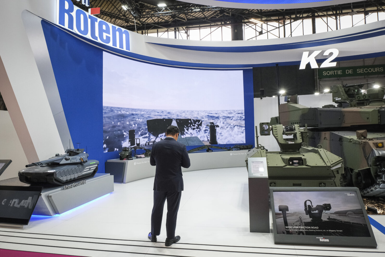 France, Paris, 2024-06-20. Eurosatory Defense and Security Exhibition in Paris Nord Villepinte. 2,000 exhibitors and 100