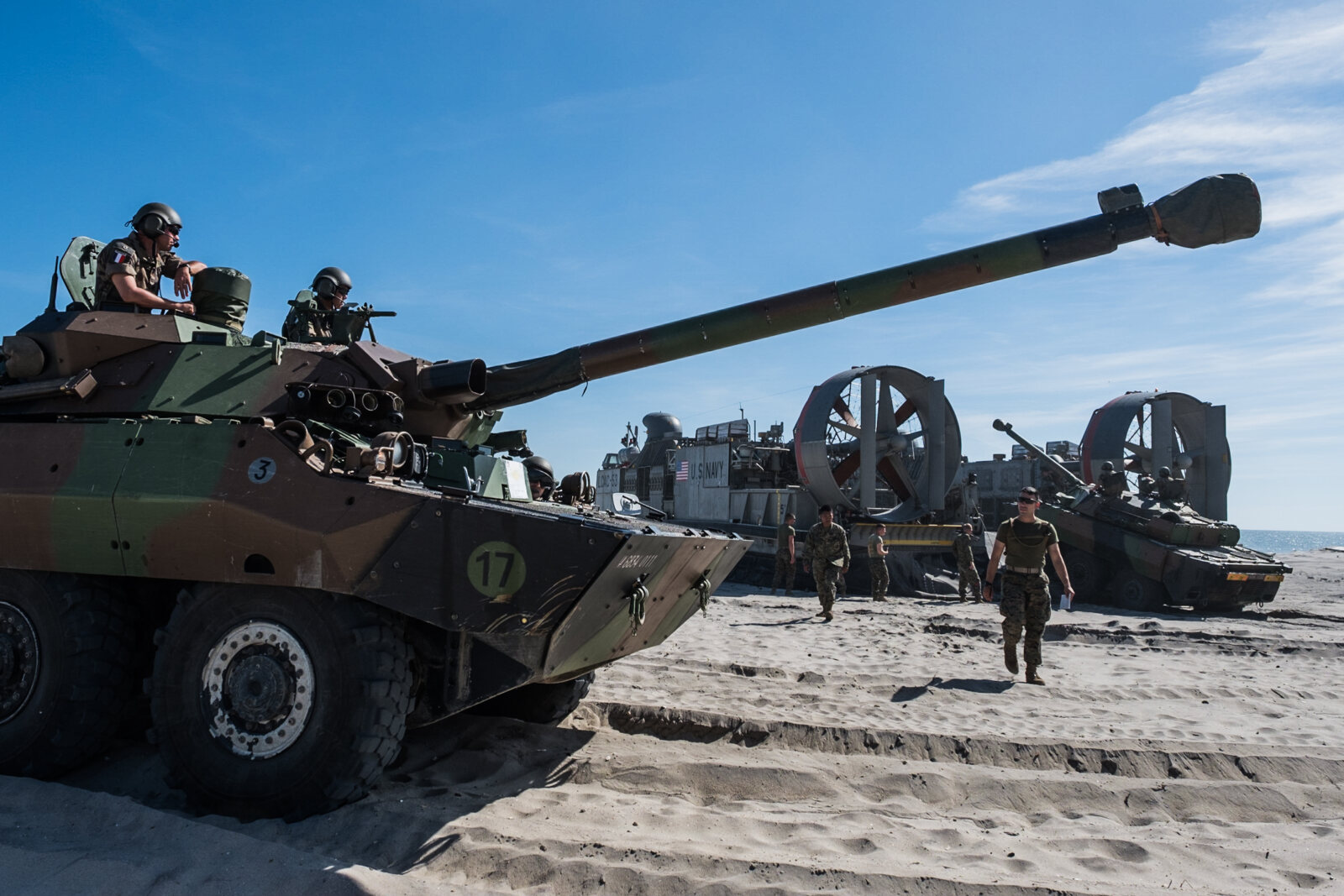 Exercice Bold Alligator 2017 au camp Lejeune (USA), base de la 2e division du corps des Marines (USMC). Embarquement des