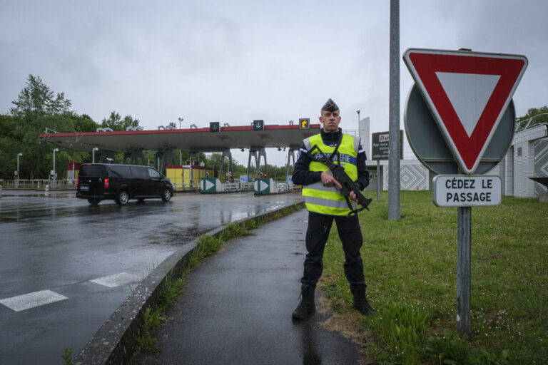 France, Melun, Mai 2024. Officer-students from the Melun school take part in their final exercise before joining a natio