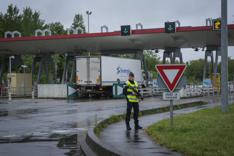 France, Melun, Mai 2024. Officer-students from the Melun school take part in their final exercise before joining a natio