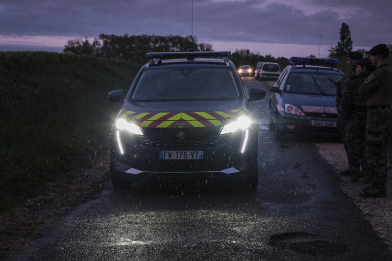 France, Melun, Mai 2024. Officer-students from the Melun school take part in their final exercise before joining a natio