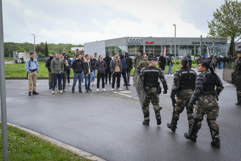 France, Melun, Mai 2024. Officer-students from the Melun school take part in their final exercise before joining a natio