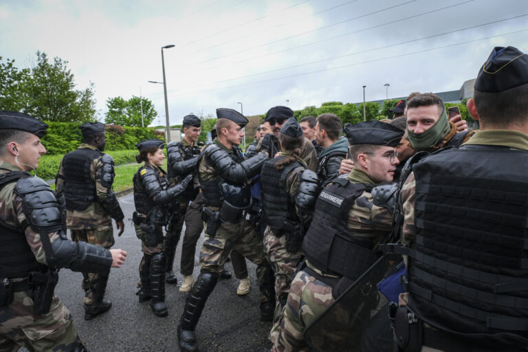 France, Melun, Mai 2024. Officer-students from the Melun school take part in their final exercise before joining a natio