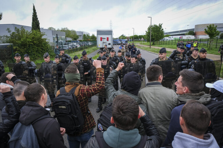 France, Melun, Mai 2024. Officer-students from the Melun school take part in their final exercise before joining a natio