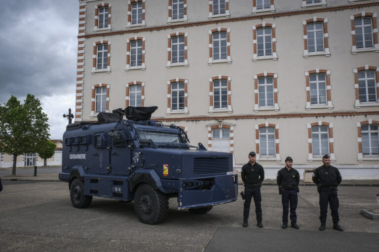 France, Melun, Mai 2024. Officer-students from the Melun school take part in their final exercise before joining a natio
