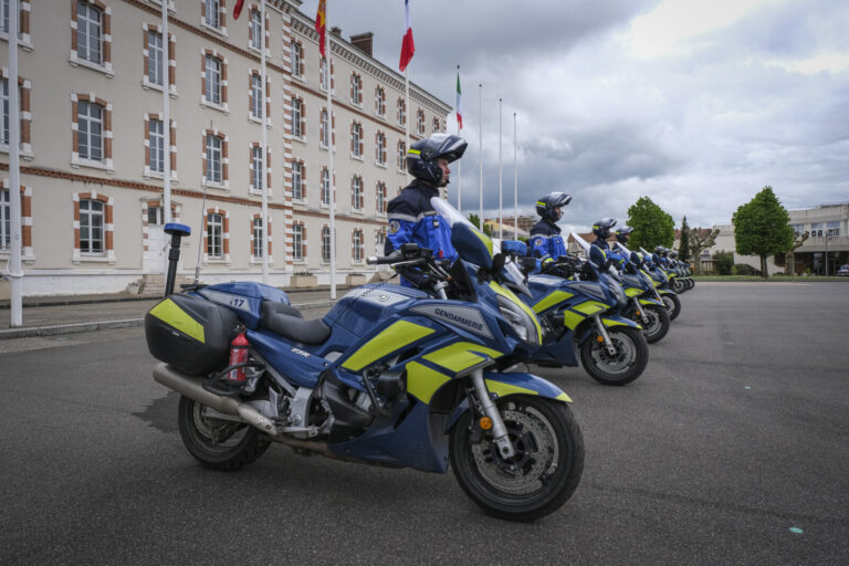 France, Melun, Mai 2024. Officer-students from the Melun school take part in their final exercise before joining a natio