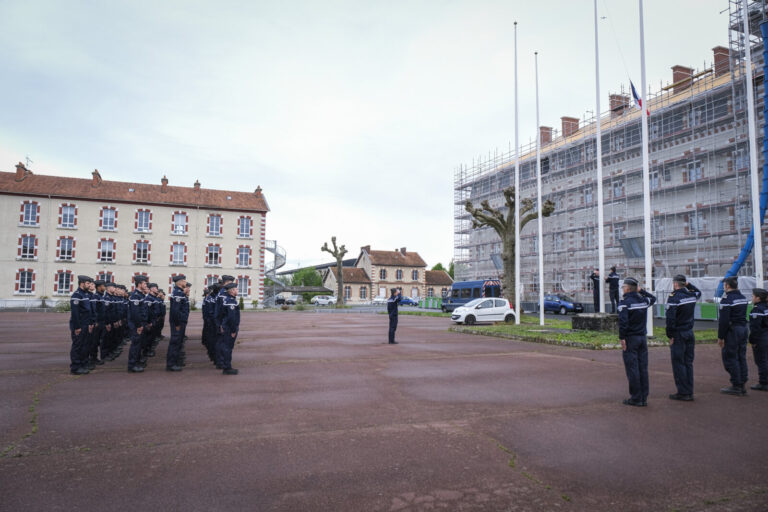 France, Melun, Mai 2024. Officer-students from the Melun school take part in their final exercise before joining a natio