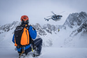 France, Chamonix, 2021-02-16. Immersion with mountain rescue gendarmerie (PGHM). Photograph by Fred MARIE / Defense Zone