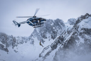 France, Chamonix, 2021-02-16. Immersion with mountain rescue gendarmerie (PGHM). Photograph by Fred MARIE / Defense Zone