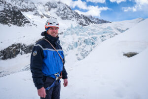 France, Chamonix, 2021-02-18. Portrait of mountain rescue gendarme (PGHM). Photograph by Fred MARIE / Defense Zone. Fran