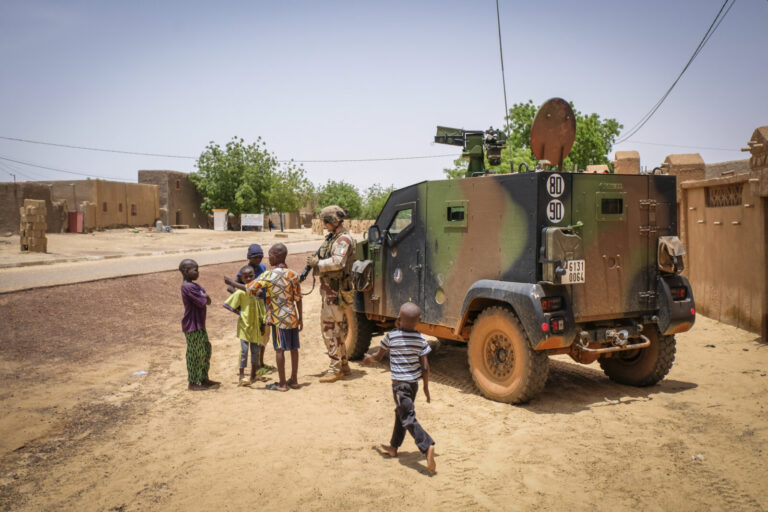 Gao's French base in Mali is the largest of the Barkhane external operation. It is from this base that the operations ar