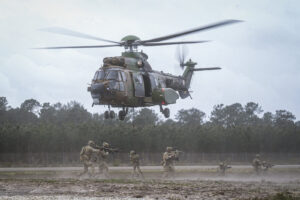 France, Bordeaux, 2023-03-30. Soldiers of the French special forces put on a show during the sofins show, on the militar