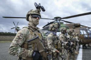 France, Bordeaux, 2023-03-30. Soldiers of the French special forces put on a show during the sofins show, on the militar