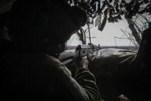 Ukraine, Tchassiv Yar, 2023-03-23. Ukrainian soldiers from tank brigade inside trench at 500 meters from russian forces.