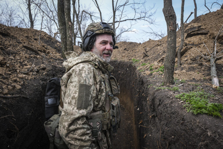 Ukraine, Tchassiv Yar, 2023-03-23. Ukrainian soldiers from tank brigade inside trench at 500 meters from russian forces.