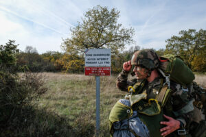 France, Caylus, 2018-11-14. Exercise Falcon Amarante 2018 brings French, British and American paratroopers together at t