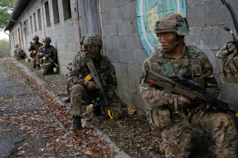 France, Caylus, 2018-11-15. Exercise Falcon Amarante 2018 brings French, British and American paratroopers together at t
