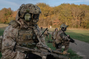 France, Caylus, 2018-11-15. Exercise Falcon Amarante 2018 brings French, British and American paratroopers together at t