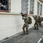 France, Toulouse, 2017-11-30. On operation Sentinelle, legionnaires of the 2nd Foreign Parachute Regiment patrol the str