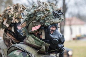 France, Ger, 2018-02-11. The BFM TV journalist Thomas Misrachi trains with the paratroopers of the French 11th parachute