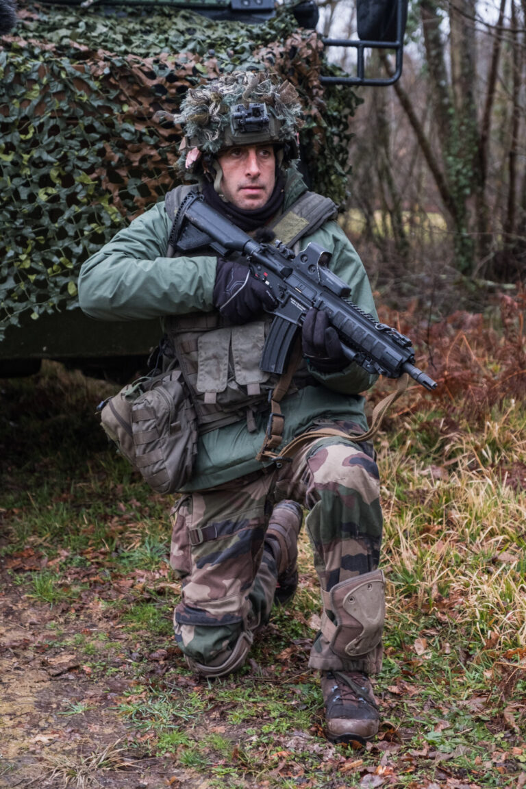France, Ger, 2018-02-11. The BFM TV journalist Thomas Misrachi trains with the paratroopers of the French 11th parachute
