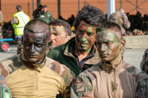 France, Toulouse, 2018-02-07. The BFM TV journalist Thomas Misrachi trains with the paratroopers of the French 11th para