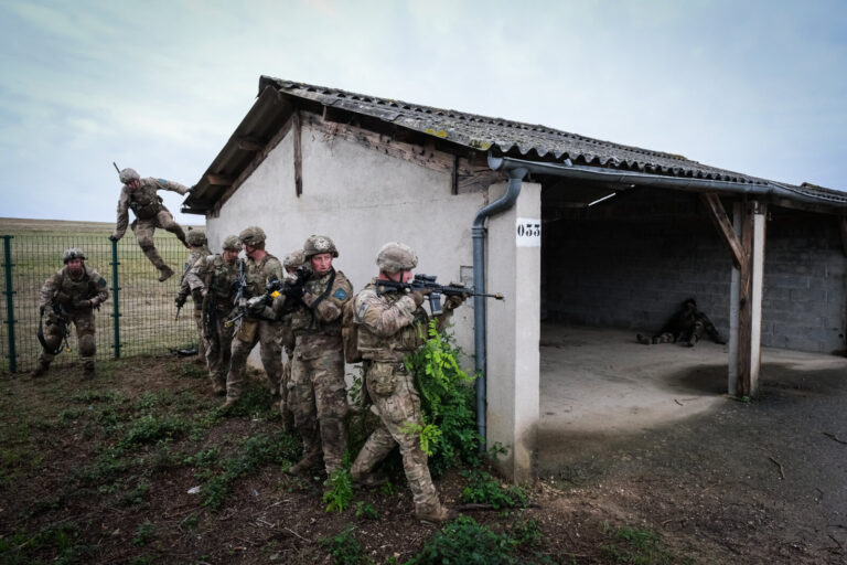 France, Castres, 2020-09-28. Eagle Volunteer, a joint exercise in September 2020 in which French marine infantry paratro