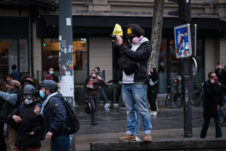 France, Paris, 2021-01-30. Journalists at work during the Paris demonstration of 30 January 2021 against the global secu